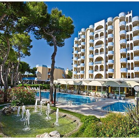 Hotel Parco Dei Principi Giulianova Exteriör bild